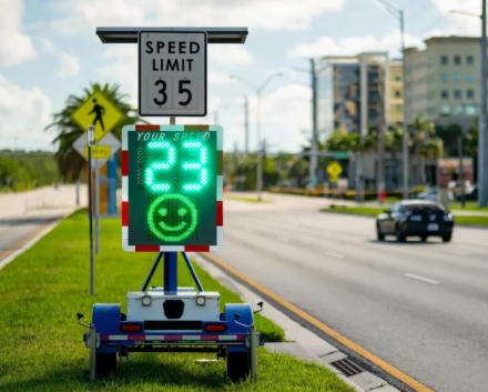 Radar Speed Sign with Driver Feedback: Supporting Safer Roads