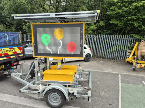 P25 Solar VMS Sign: Advancing Smart and Flexible Traffic Management